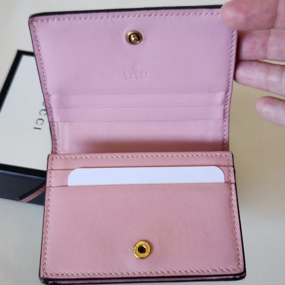 Gucci Beige GG Canvas Wallet with Red & Green Strawberry Print - Picture 5 of 13